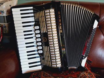Accordeon HOHNER VERDI II Zwart/ormolu beschikbaar voor biedingen