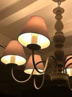 Mooie landelijke luster in taupe met 5 lampenkapjes, Huis en Inrichting, Lampen | Wandlampen, Zo goed als nieuw, Ophalen