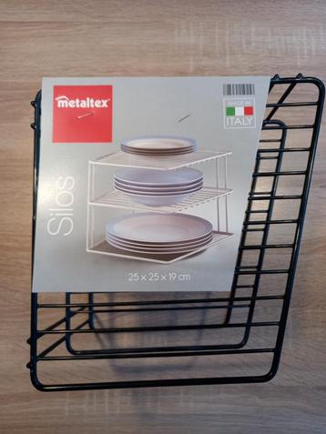 Stapelrekje  voor keukenkast beschikbaar voor biedingen