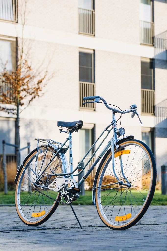 Klassieke damesfiets - Novy, Fietsen en Brommers, Fietsen | Dames | Damesfietsen, Gebruikt, Overige merken, 50 tot 53 cm, Ophalen