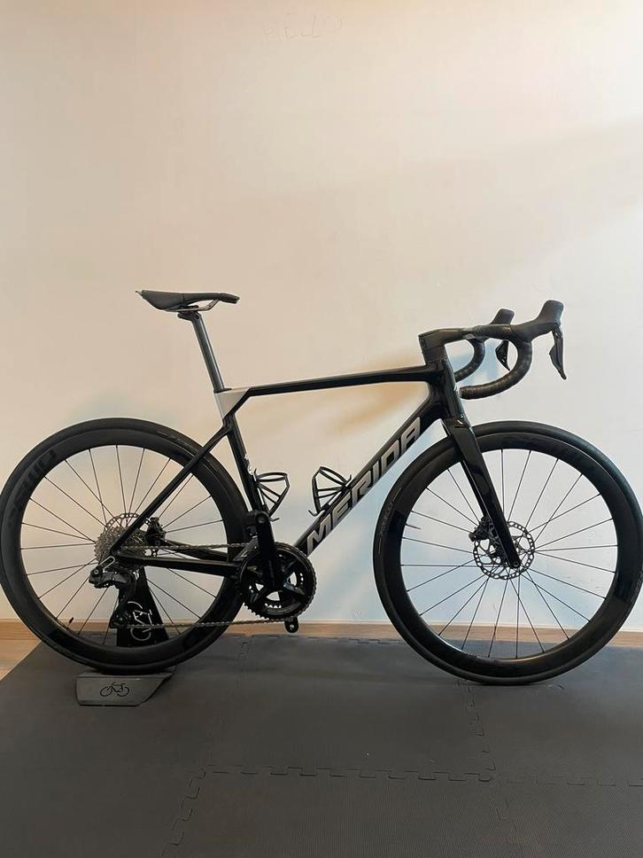 Merida Scultura 6000 DI2 2024 (maat M, 54), Fietsen en Brommers, Fietsen | Racefietsen, Zo goed als nieuw, Ophalen