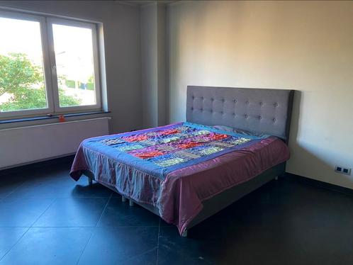 Super boxspring + achterwand 1,80 m afneembare hoes, Huis en Inrichting, Slaapkamer | Bedden, Zo goed als nieuw, Ophalen