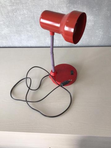 Vintage bureaulamp beschikbaar voor biedingen