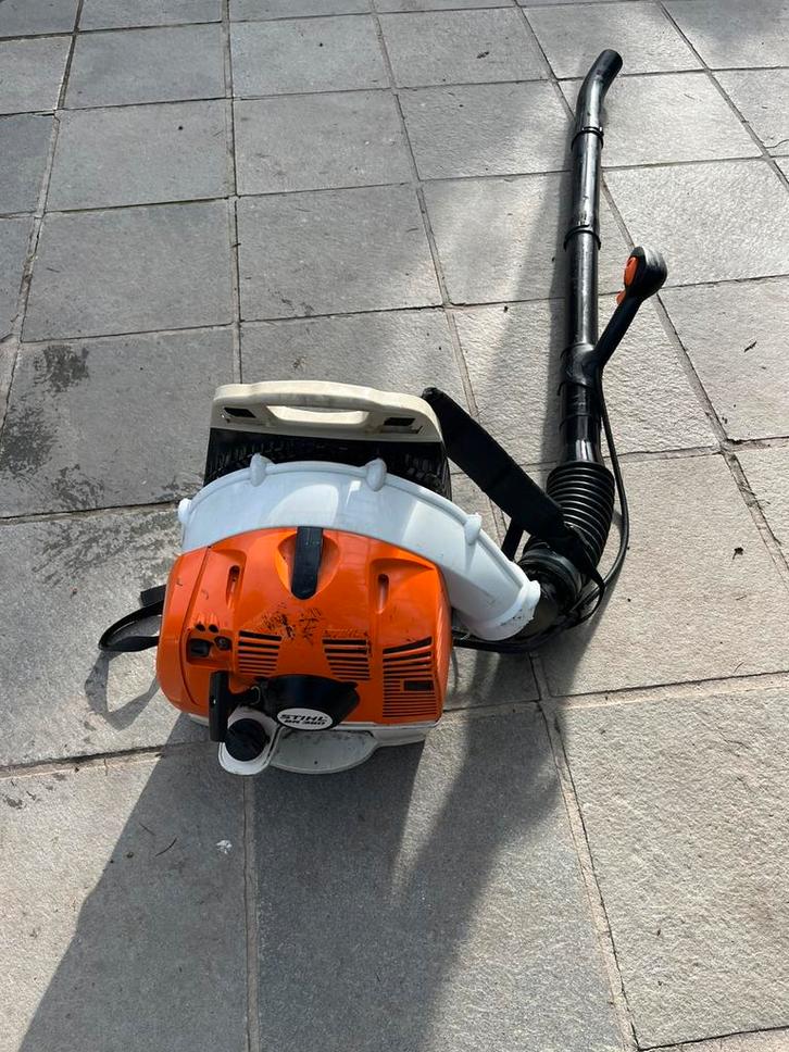 STIHL BR 350, ruggedragen bladblazer, Jardin & Terrasse, Souffleurs de feuilles, Comme neuf, Porté à dos, Essence, Enlèvement