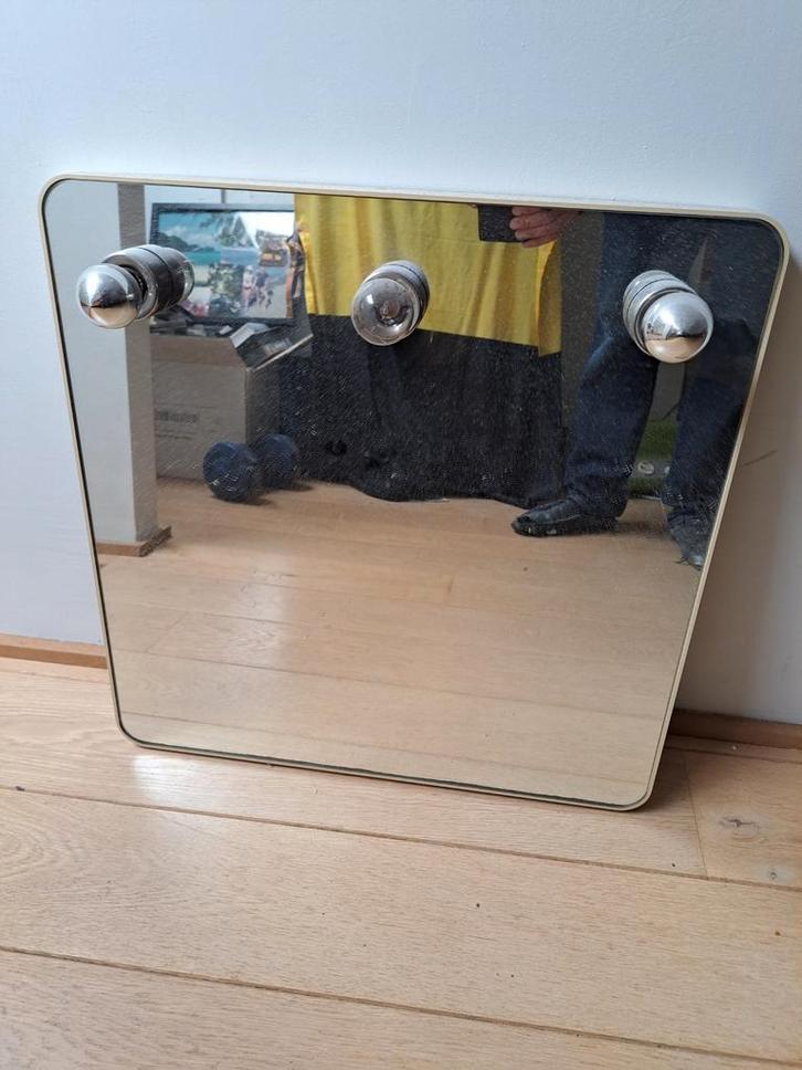 Vintage wandspiegel, gemaakt in de jaren 60, Huis en Inrichting, Woonaccessoires | Spiegels, Zo goed als nieuw, Ophalen