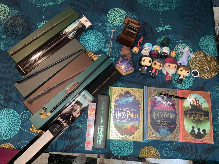 Grand lot d'articles Harry Potter, Verzamelen, Complete verzamelingen en Collecties, Ophalen of Verzenden