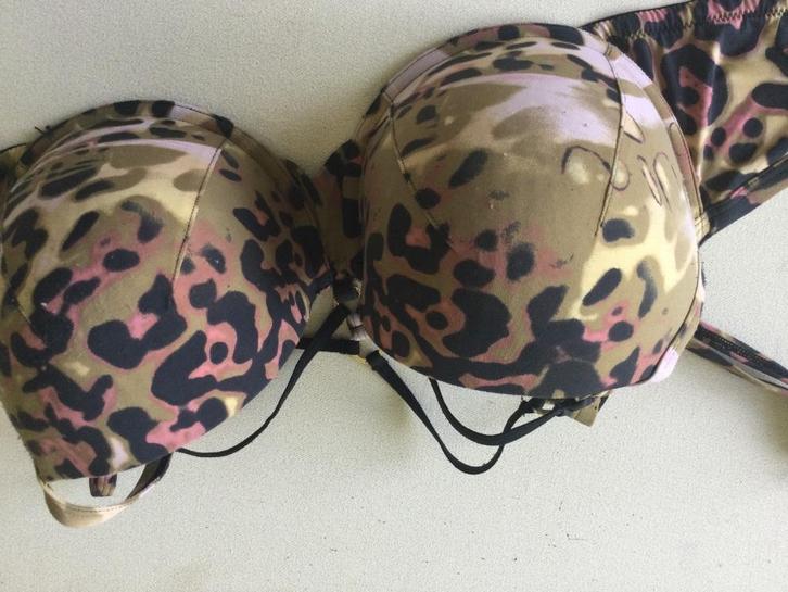 Bh saphh camouflage kaki met roos accent motief Sapph mooi, Kleding | Dames, Ondergoed en Lingerie, BH, Overige kleuren, Ophalen of Verzenden