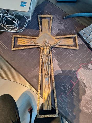 Kruis. Jezus Christus. Van Metaal 45 cm beschikbaar voor biedingen