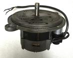 MOTOR 220 volt 90 watt, 2700 toeren. Diverse toepassingen, Doe-het-zelf en Bouw, Ophalen of Verzenden, Zo goed als nieuw, Elektromotor