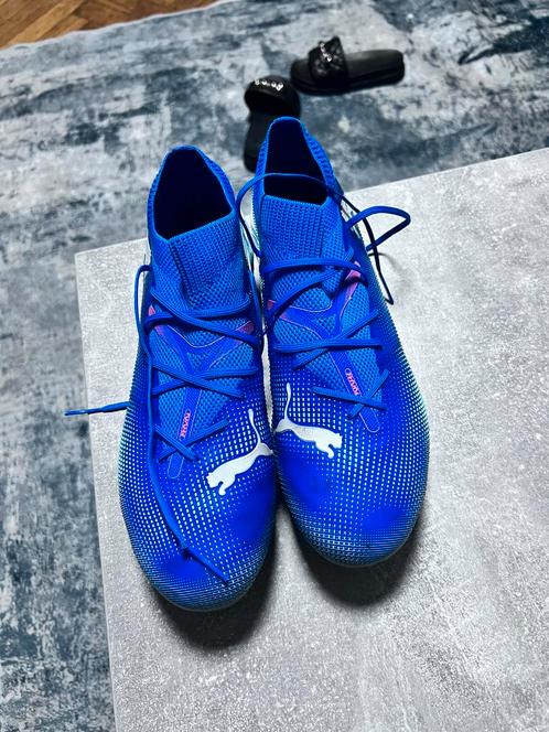 Il est de couleur bleue et porte le numéro 41, Sport en Fitness, Voetbal, Zo goed als nieuw, Overige typen, Ophalen of Verzenden