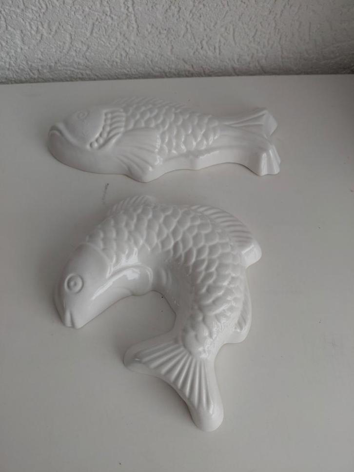 2 bakvormen vissen, Antiek en Kunst, Curiosa en Brocante, Ophalen of Verzenden