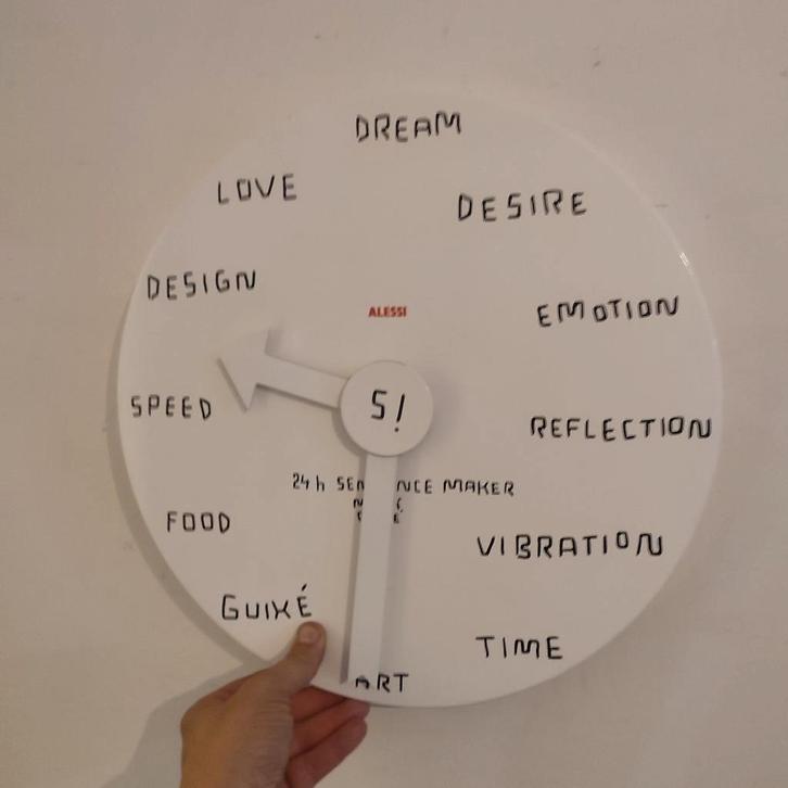 Disgn wandklok van Alessi en andere, Huis en Inrichting, Woonaccessoires | Klokken, Zo goed als nieuw, Wandklok, Ophalen of Verzenden