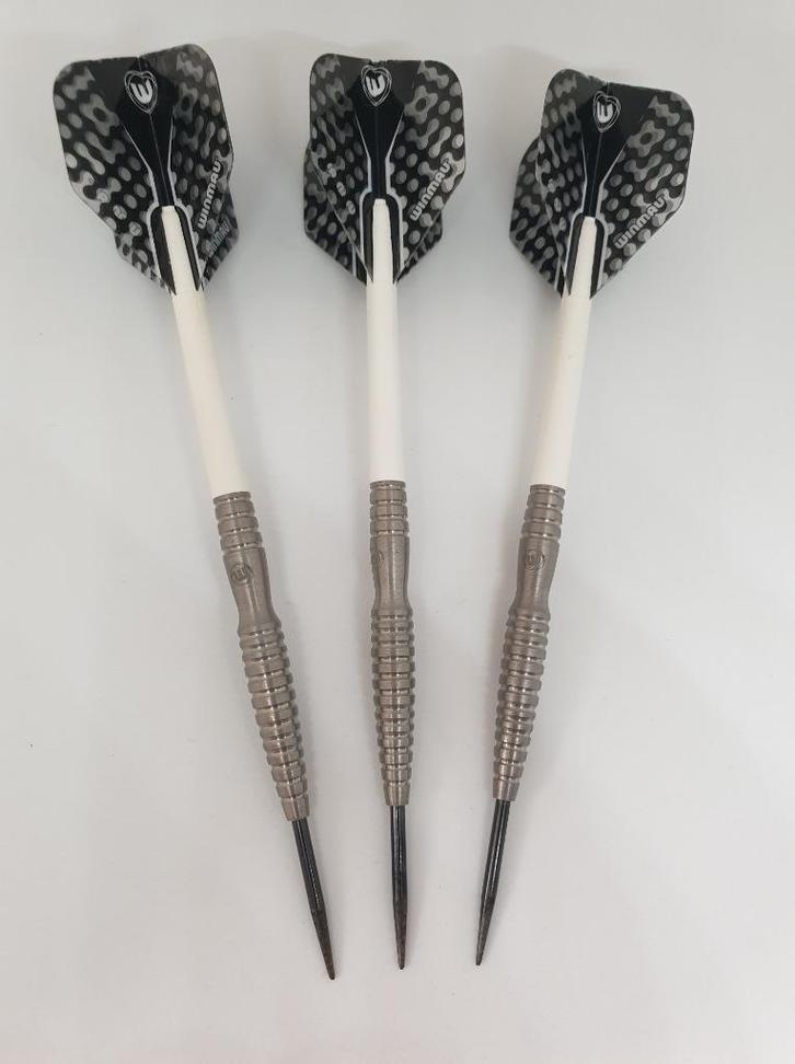 Darts pijlen Winmau Sniper V2 90% - 22 gram, Sport en Fitness, Darts, Gebruikt, Pijlen, Ophalen of Verzenden