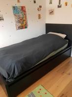 bed ikea 90 x200 in goede staat, met 2 opberglades, Huis en Inrichting, Slaapkamer | Bedden, Gebruikt, Ophalen of Verzenden