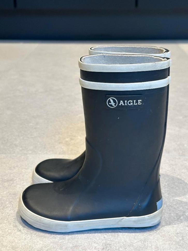 Kinderlaarzen merk AIGLE maat 25, Kinderen en Baby's, Kinderkleding | Schoenen en Sokken, Zo goed als nieuw, Laarzen, Jongen of Meisje