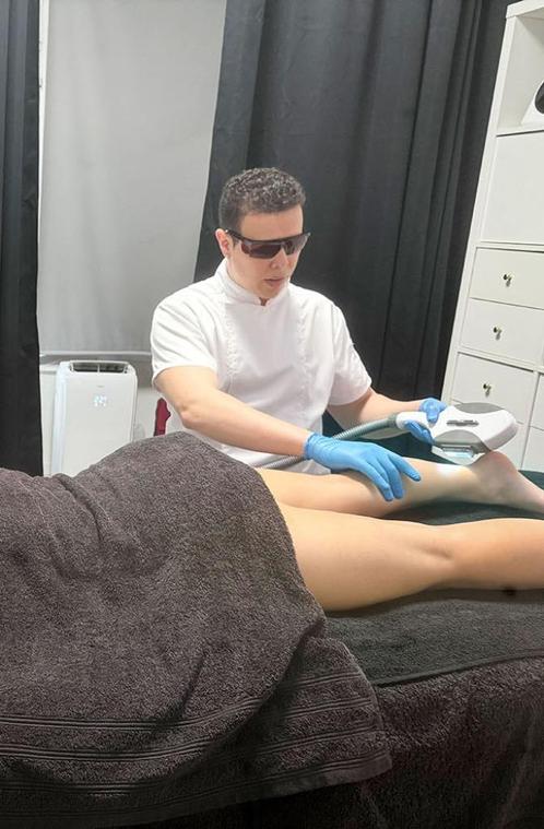 permanente laserontharing in Ukkel, Handtassen en Accessoires, Uiterlijk | Lichaamsverzorging, Zo goed als nieuw, Zonnebrand of After Sun