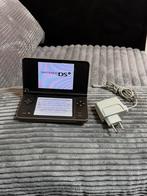 à vendre Nintendo dsi xl, Games en Spelcomputers, Spelcomputers | Nintendo DS, Ophalen of Verzenden, Zo goed als nieuw, Dsi