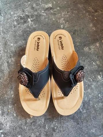 Inblu anatomische schoenen beschikbaar voor biedingen