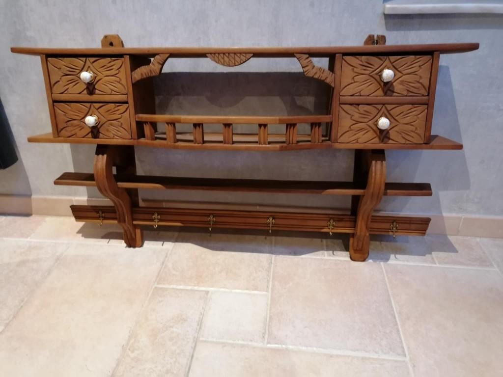 Ancienne archelle rustique avec tiroirs et crochets, Antiquités & Art, Antiquités | Accessoires de maison, Enlèvement