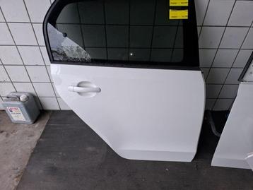 Portier 4Deurs rechts-achter van een Volkswagen UP (LB9A) beschikbaar voor biedingen