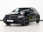 Mercedes-Benz A 250 e AMG Premium Plus Night 19" PANORAMA Bu, Auto's, Mercedes-Benz, Gebruikt, Zwart, 4 cilinders, Alcantara