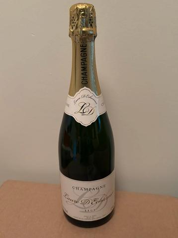6fl champagne Laure D’Echarmes Brut 75cl beschikbaar voor biedingen