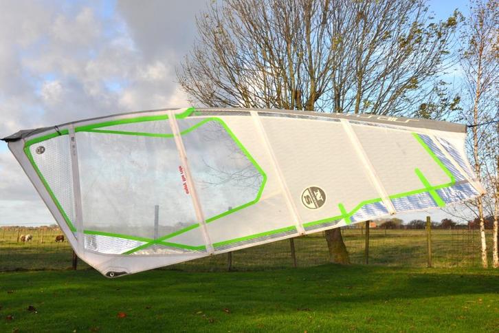NorthSails Ice 5.0 m2 met bijpassende SDM 400, 75% mast, Watersport en Boten, Windsurfen, Gebruikt, Complete set, Met draagtas