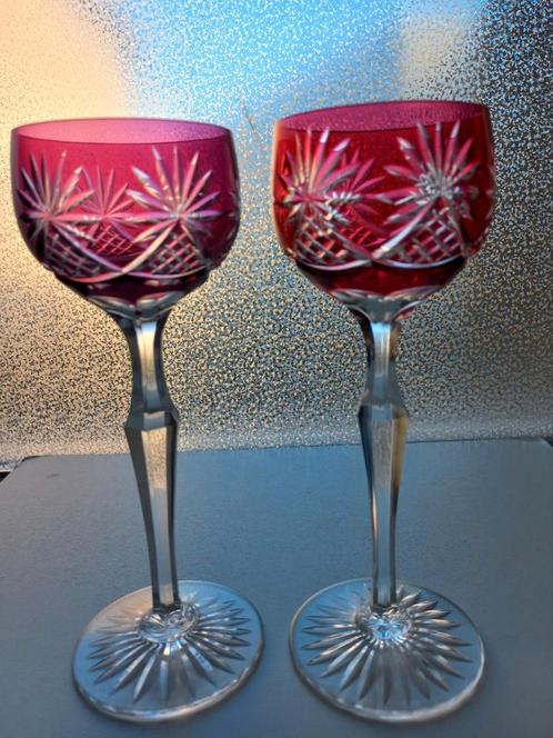 2 verres à vin en cristal très élégants. Ping très clair., Antiquités & Art, Antiquités | Verre & Cristal, Enlèvement ou Envoi