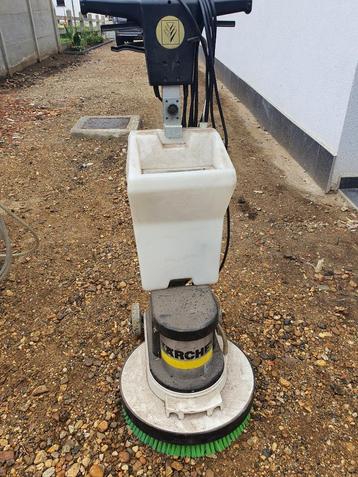 Karcher Professional Scrubber - Machine de nettoyage et mach, Enlèvement, Comme neuf, Machine de nettoyage à brosse