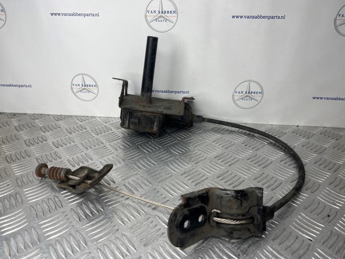 Ophangmechaniek reservewiel van een Mercedes Vito, Auto-onderdelen, Ophanging en Onderstel, Mercedes-Benz, Gebruikt, 3 maanden garantie