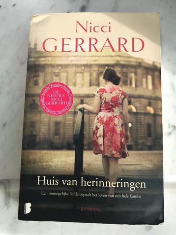 BOEK - Huis van Herinneringen - Nicci GERRARD   beschikbaar voor biedingen