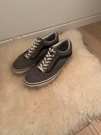 vans, Enlèvement, Comme neuf