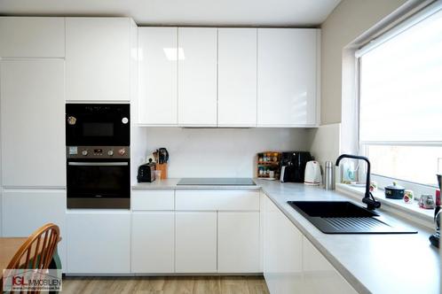 Huis te koop in Sint-Pieters-Leeuw, Immo, Huizen en Appartementen te koop, Vrijstaande woning, E