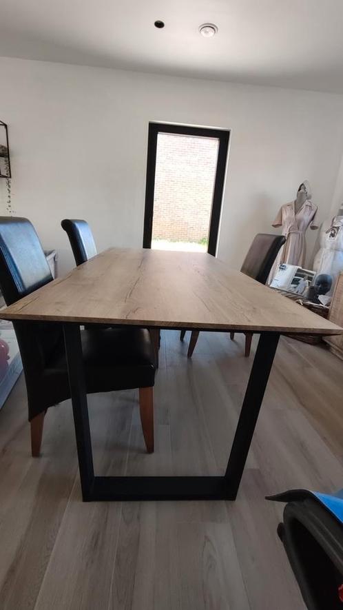 Eettafel met metalen poten, Huis en Inrichting, Tafels | Eettafels, Zo goed als nieuw, Ophalen