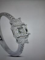 Prachtige mooie diamant ring vvs1.kleur f.prys 3500eur, Ophalen of Verzenden, Zo goed als nieuw