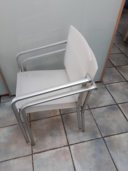 4 Thonet stoelen A900F van Norman Foster., Huis en Inrichting, Stoelen, Gebruikt, Kunststof, Ophalen