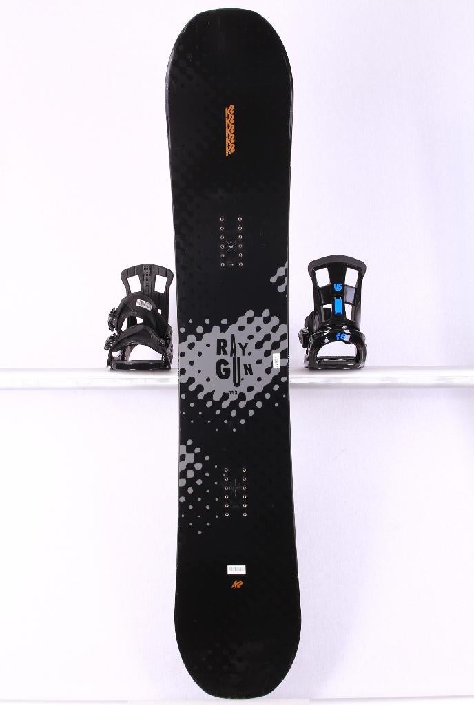 153 snowboard K2 RAYGUN 2023, black, FLAT, Sport en Fitness, Ophalen of Verzenden, Gebruikt, Bindingen