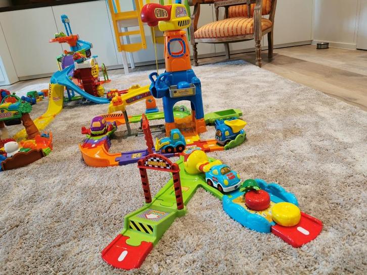 Zeer grote set Toet Toet Auto's - V-tech, Kinderen en Baby's, Speelgoed | Vtech, Zo goed als nieuw, 2 tot 4 jaar, Ophalen