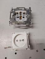 Niko 170-31100 stopcontact crèmewit zonder aarding, Doe-het-zelf en Bouw, Ophalen of Verzenden, Stopcontact