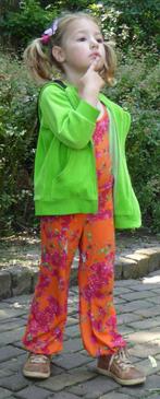 WILD oranje jumpsuit met bougainvillea (maat 98/104), Overige typen, Meisje, Ophalen of Verzenden, Zo goed als nieuw