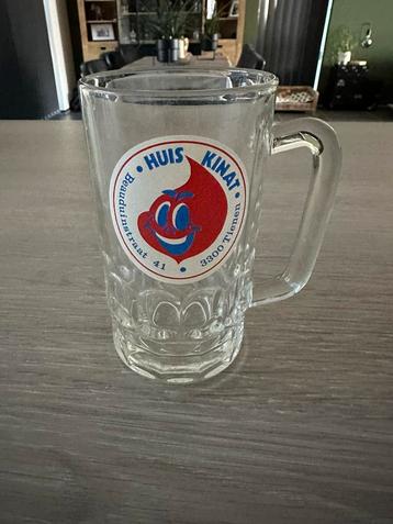 Bierglas as beschikbaar voor biedingen