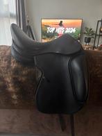Dresuur zadel equiline 17inch (val uit als 17,5inch), Dieren en Toebehoren, Ophalen