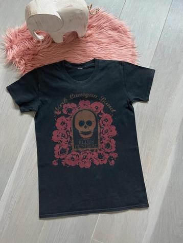 Tshirt met skelet beschikbaar voor biedingen