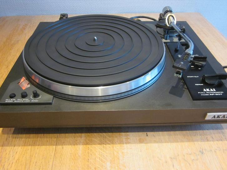 APPLICATION SAKAI 307, TV, Hi-fi & Vidéo, Tourne-disques, Utilisé, Tourne-disque, Akai, Réglage pitch, Automatique, Enlèvement