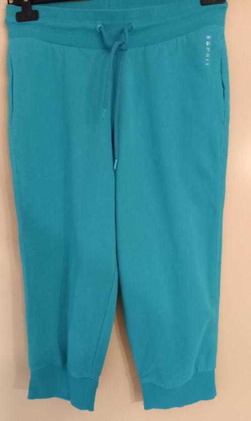 Sportieve broek tot onder de kniet Esprit M, Kleding | Dames, Broeken en Pantalons, Gedragen, Maat 36 (S), Overige kleuren, Kort