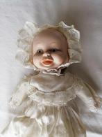 Porselein popje met 3 gezichten, Verzamelen, Poppen, Ophalen of Verzenden, Gebruikt