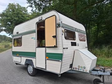 Super mooie chateau caravan beschikbaar voor biedingen