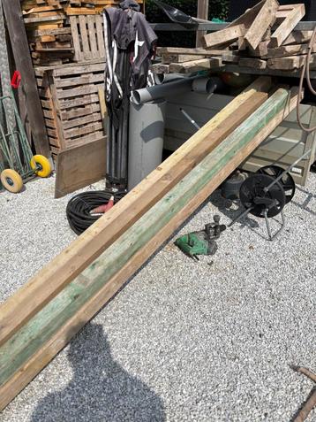 Te koop: 10 houten profiels + 10 profiel haken beschikbaar voor biedingen