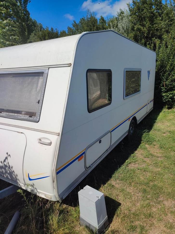 Caravane knauss vimara 2004, Caravans en Kamperen, Caravans, Bedrijf, tot en met 6, 1000 - 1250 kg, Knaus, Frans bed, 7 tot 8 meter