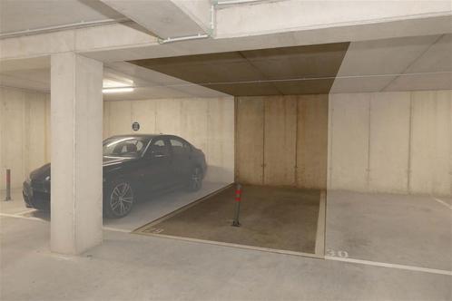 Garage te koop in Hoeselt, Immo, Garages en Parkeerplaatsen